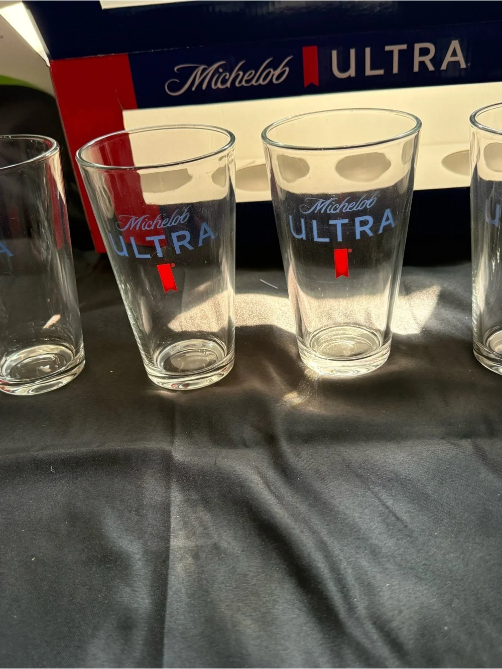 Michelob ULTRA 16 floz Clear Pint Glasses with Cork Coasters  - Set of 4.